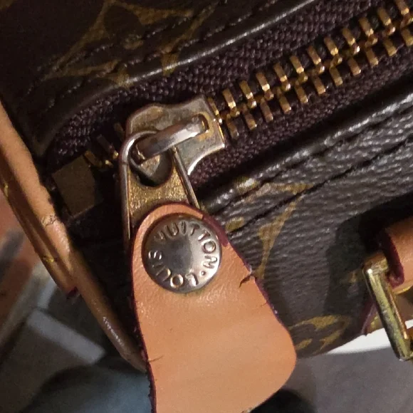 Louis Vuitton Mini Speedy Brown and Tan Monogram Satchel 1990s Excellent - Picture 12 of 15